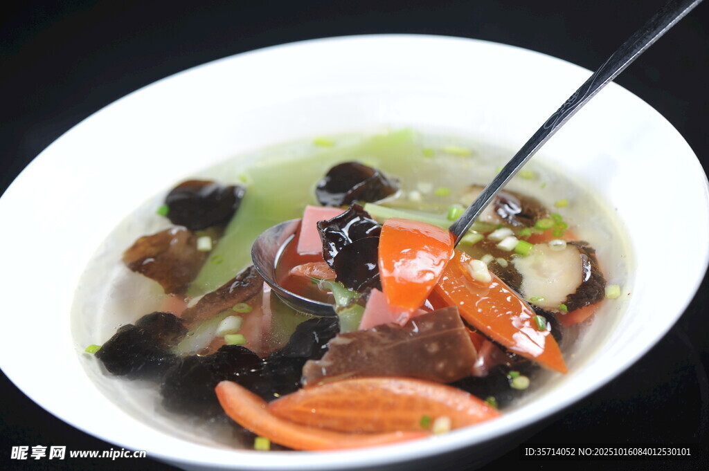 美味什锦蔬菜汤