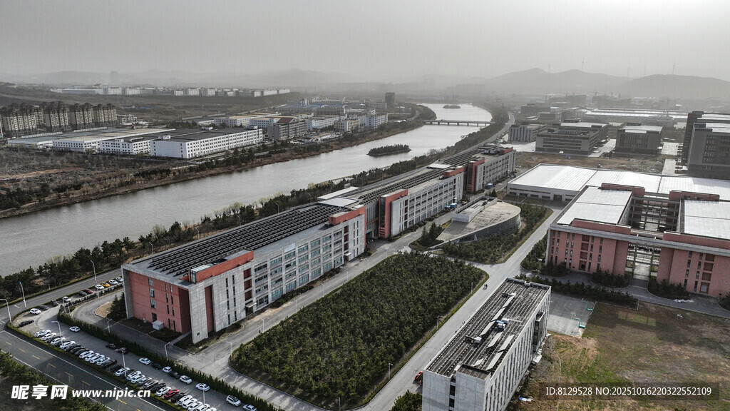 城市工业区鸟瞰景象