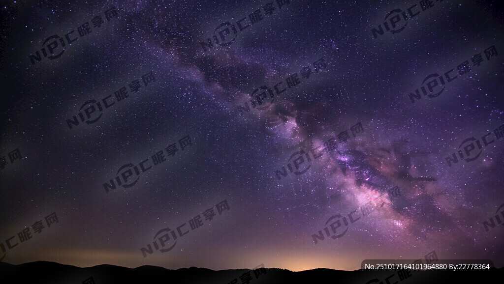 星空背景图 深邃 主体为黑色