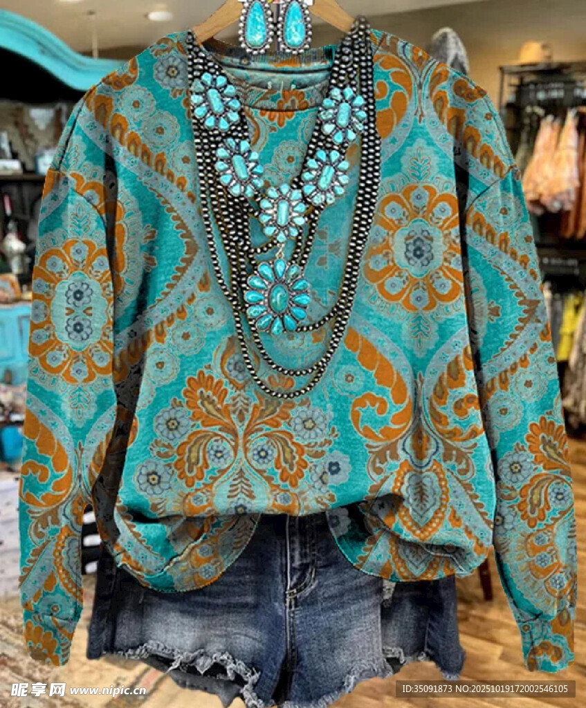 波西米亚风花纹长袖上衣