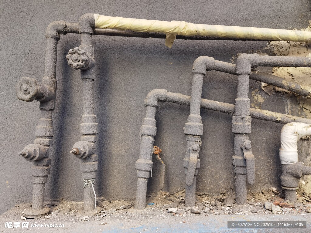 老旧工业风管道装置