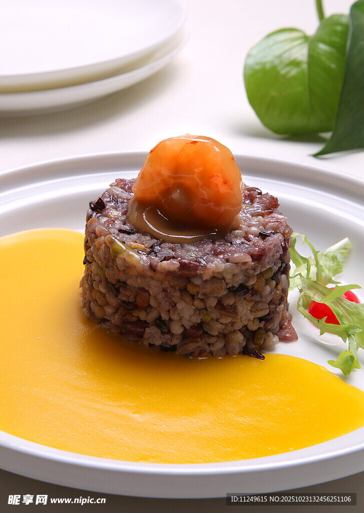 金汤鲜虾粗粮塔