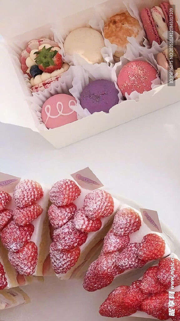 缤纷美味甜点拼盘展示