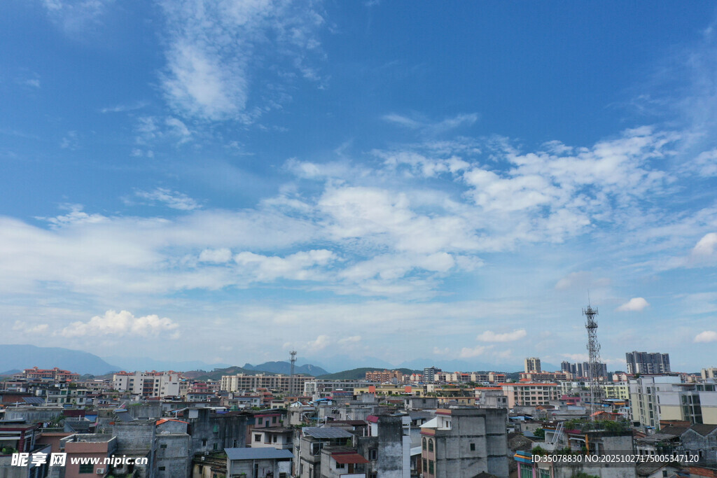 城市天空蓝天白云美景