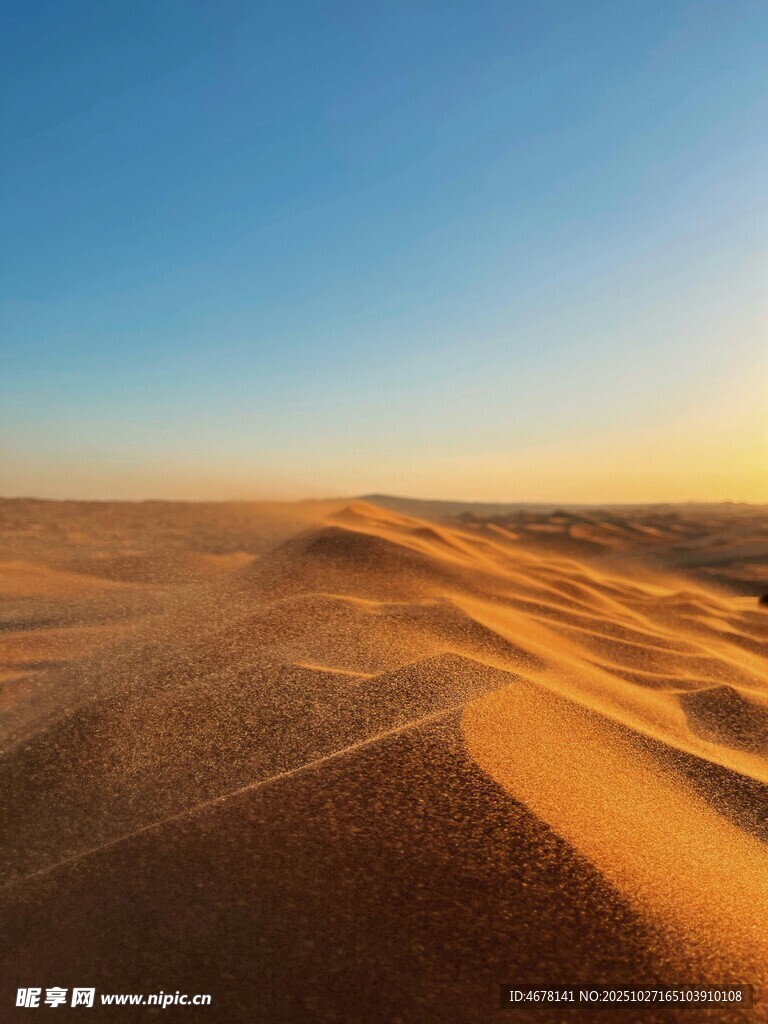 沙漠日出美景