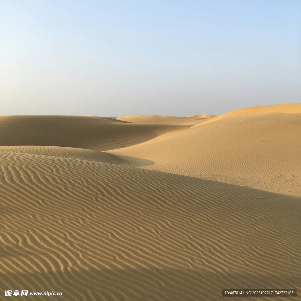 广袤沙漠景观