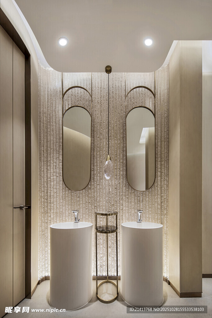 现代简约风格双洗手台设计