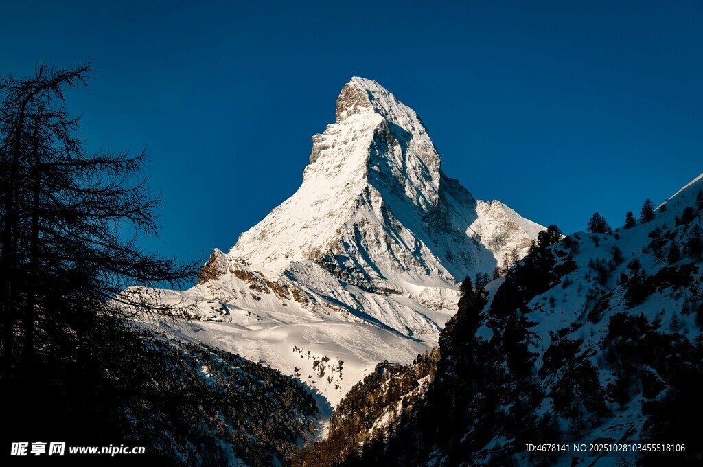 马特洪峰壮丽雪景