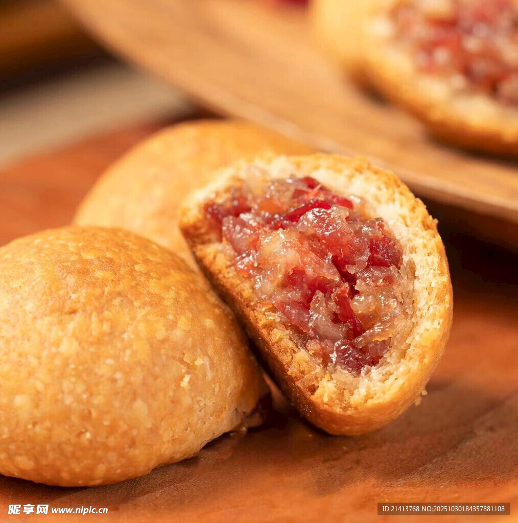 美味云腿月饼内馅诱人