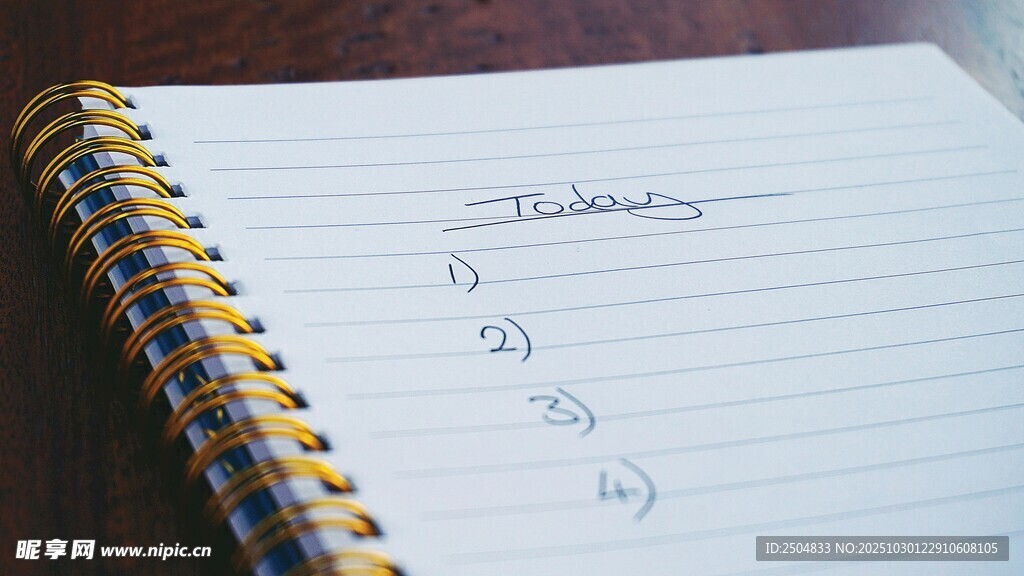 笔记本上的手写数字记录