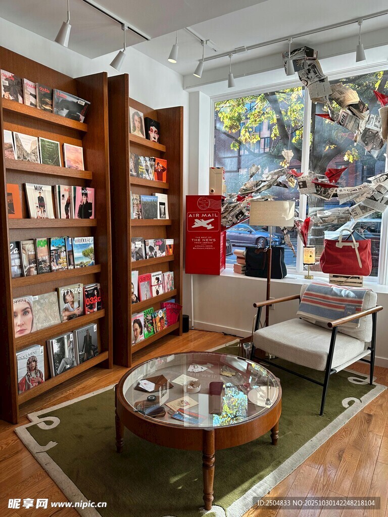 温馨舒适的室内阅读空间