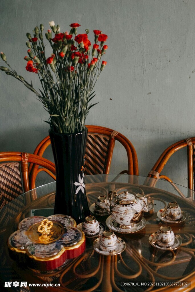 复古风餐桌花艺摆件组合