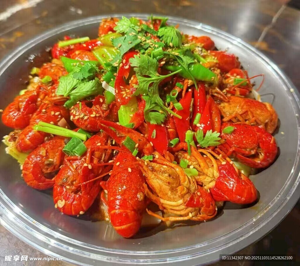 香辣诱人的美味小龙虾