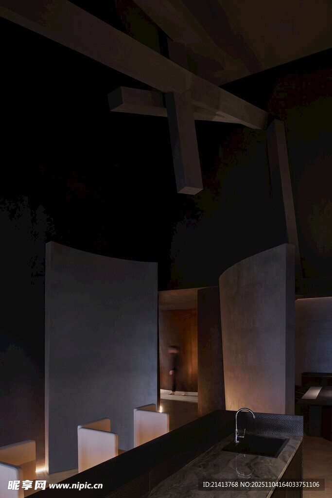 室内昏暗空间与隔断设计