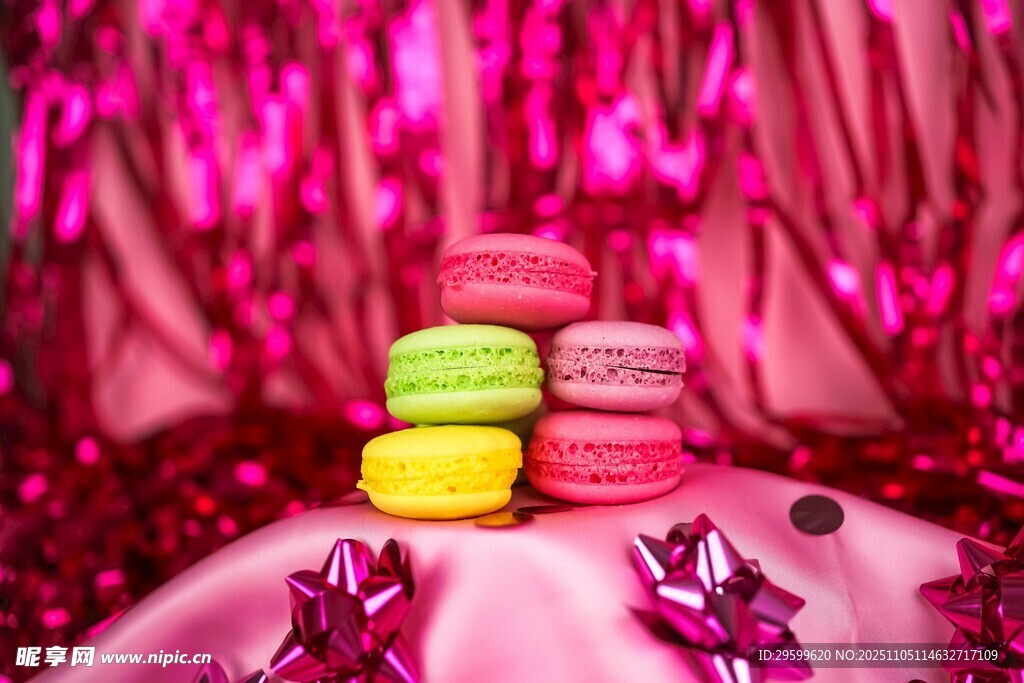 多彩马卡龙的甜蜜展示
