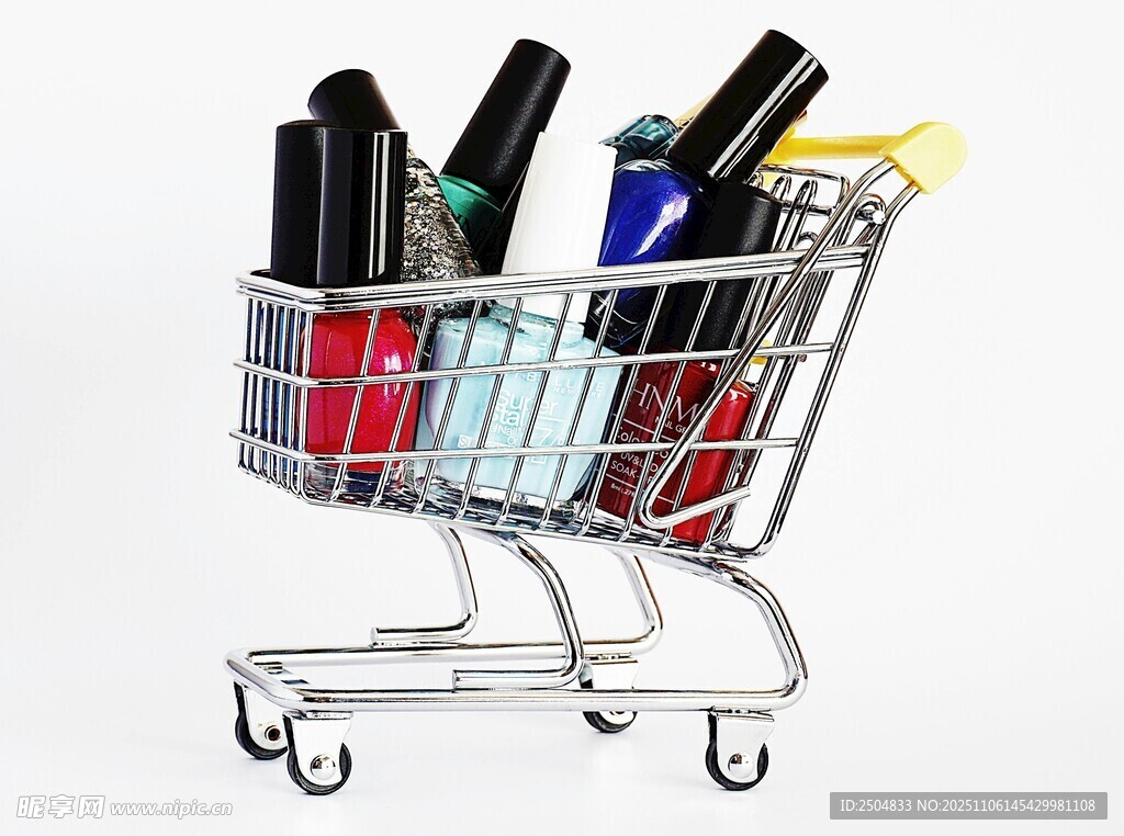 购物车中的多彩瓶罐