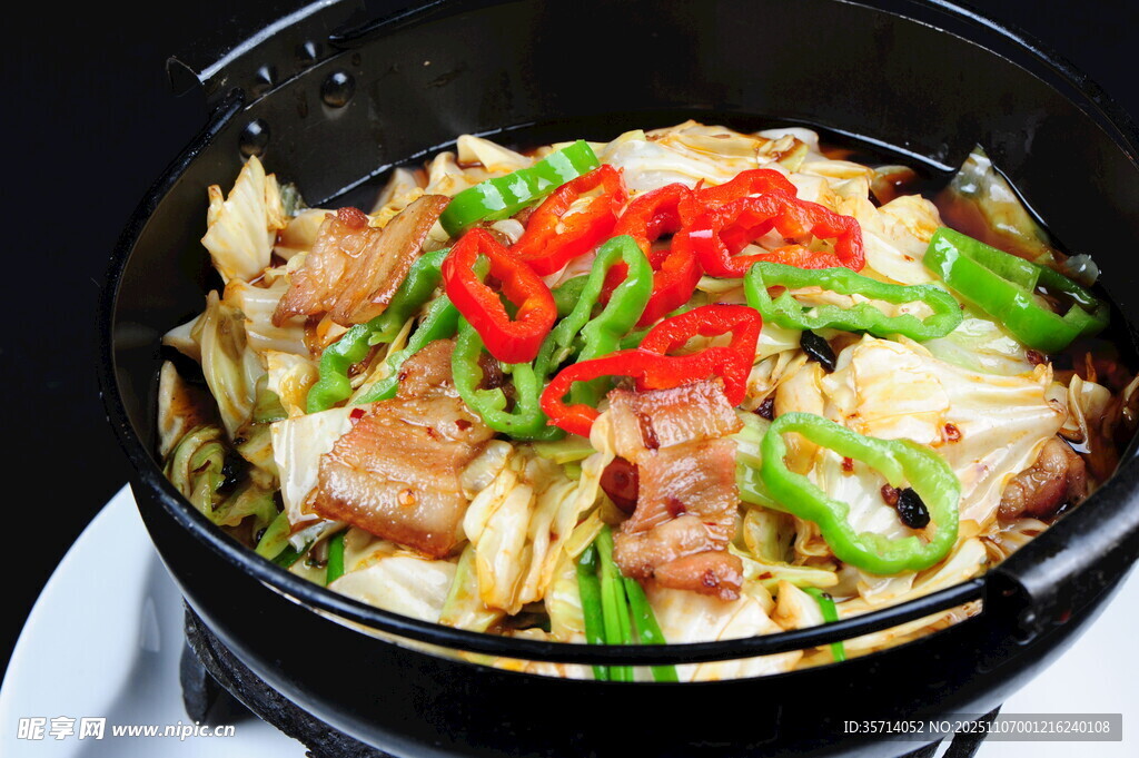 美味什锦煲仔饭