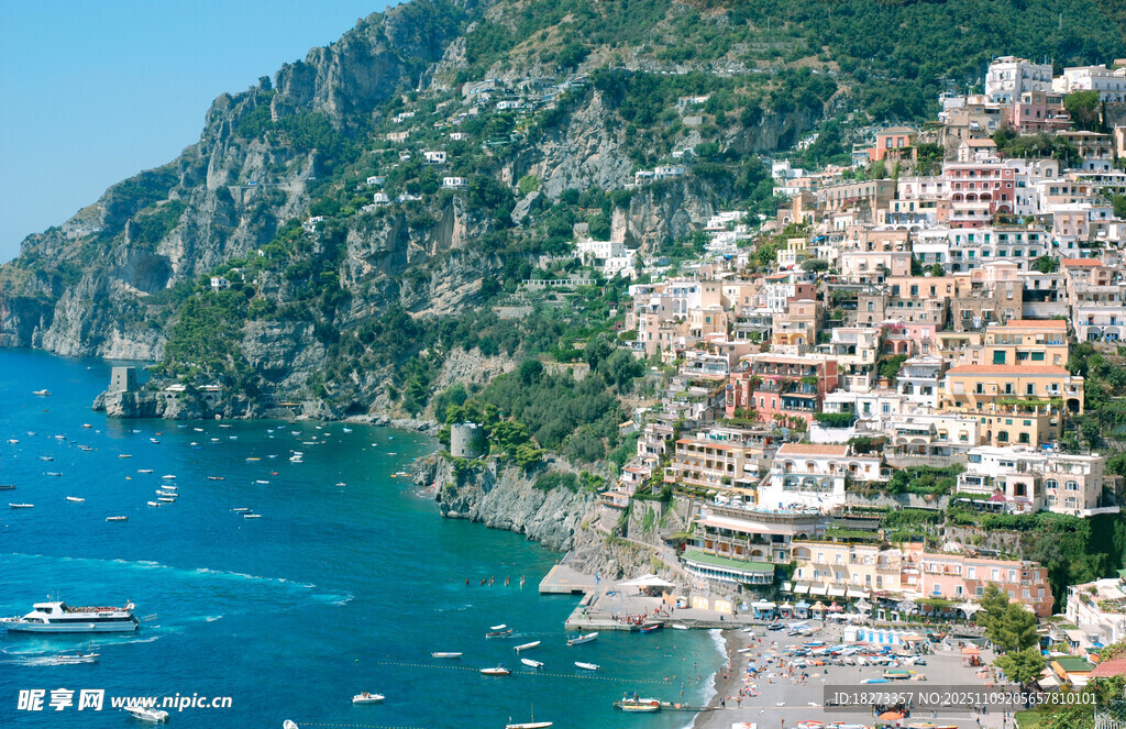 意大利海岸小镇美丽风光