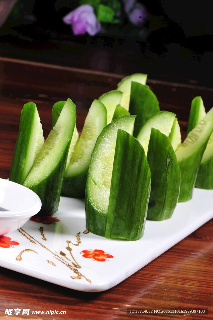 清爽黄瓜摆盘