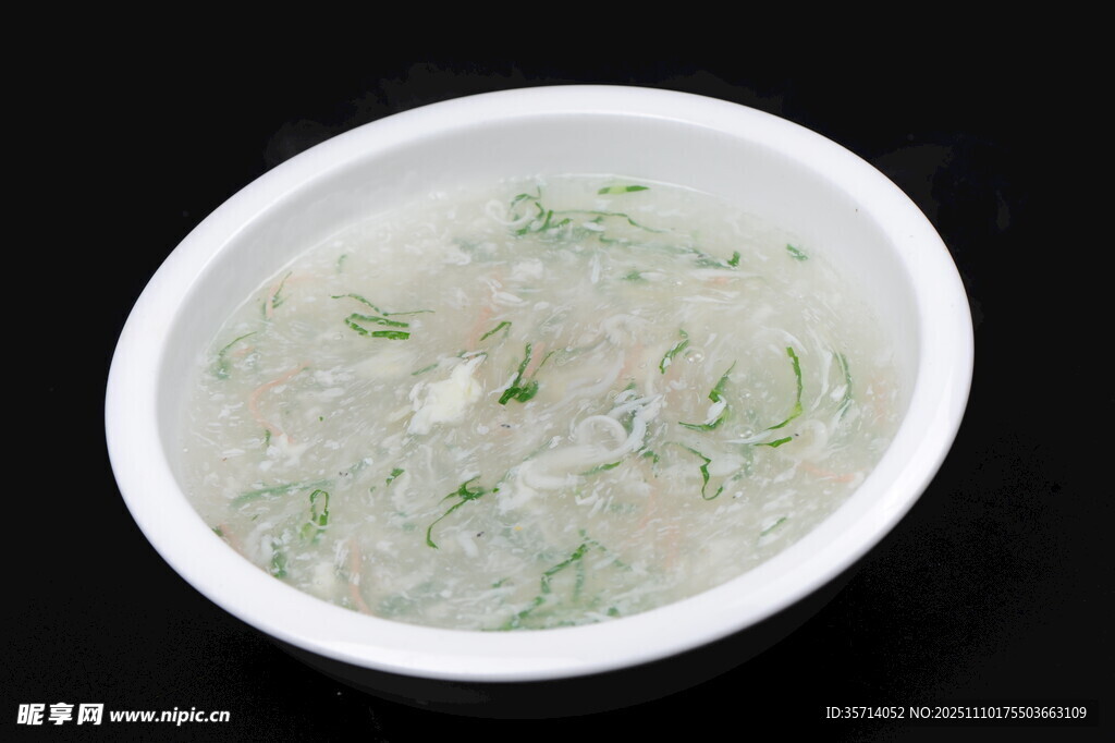 一碗清新的银鱼羹