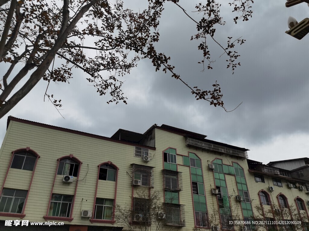 欧式风格多层建筑外观