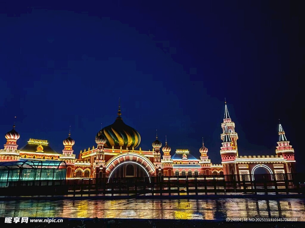 满洲里夜景璀璨梦幻建筑