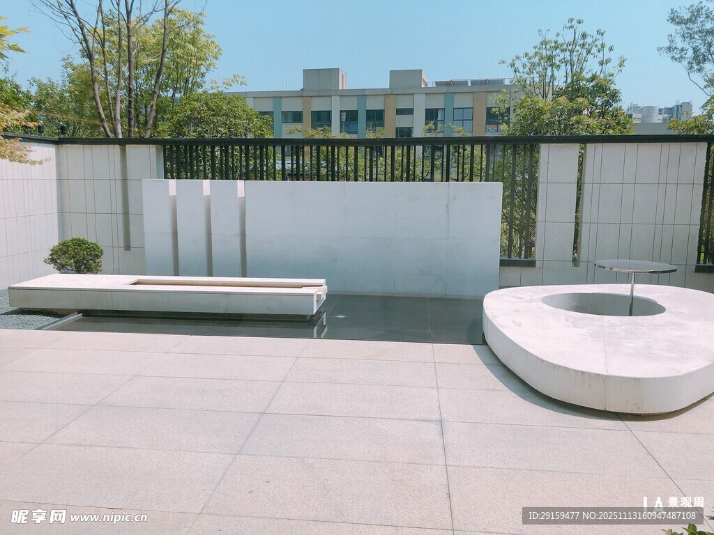 现代简约户外休闲庭院空间