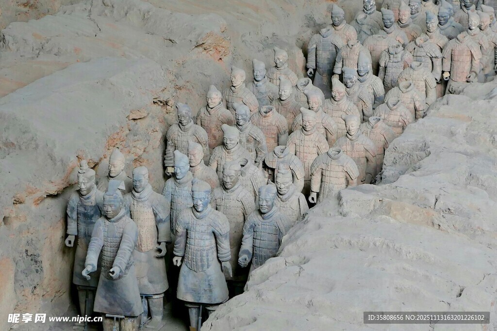 壮观的秦始皇陵兵马俑阵列