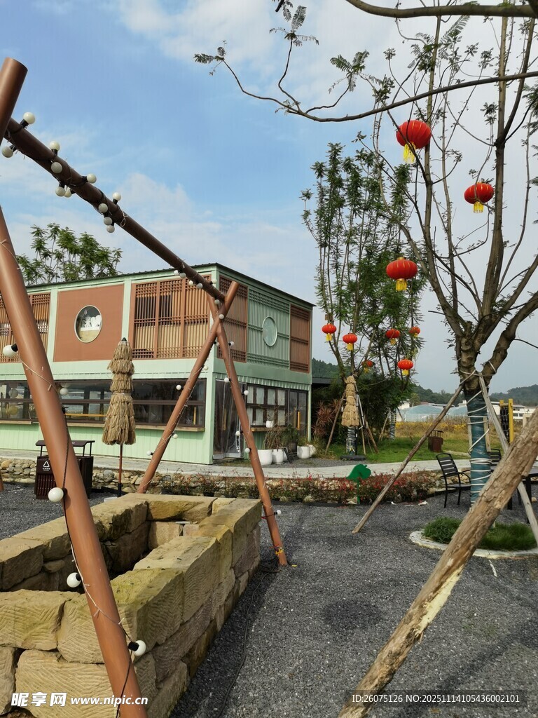 乡村庭院景致与装饰元素