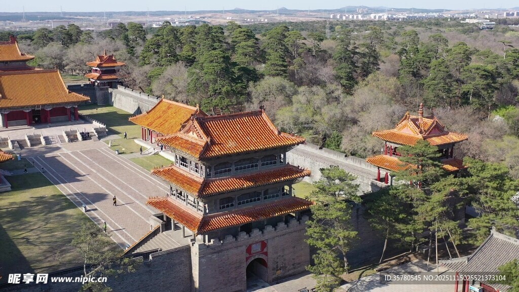 中式古建筑群俯瞰景观