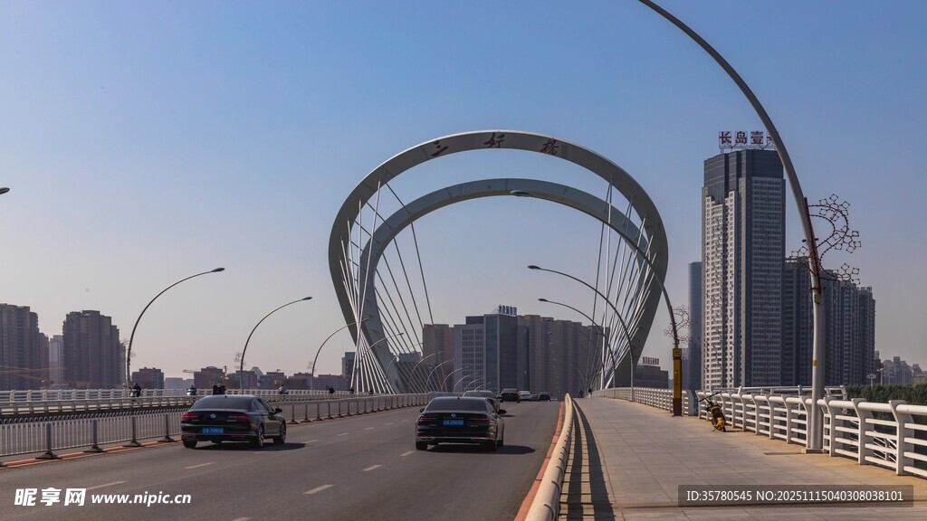 城市高架桥景观