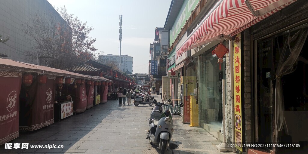 古巷街道 街边店铺景象