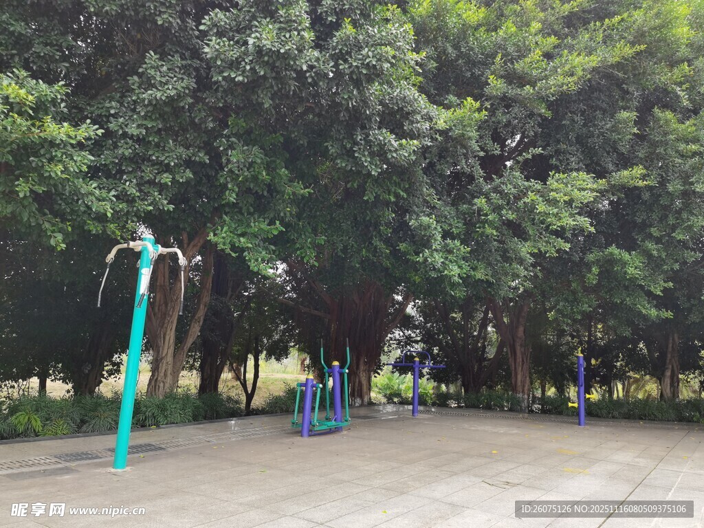 公园休闲健身场地