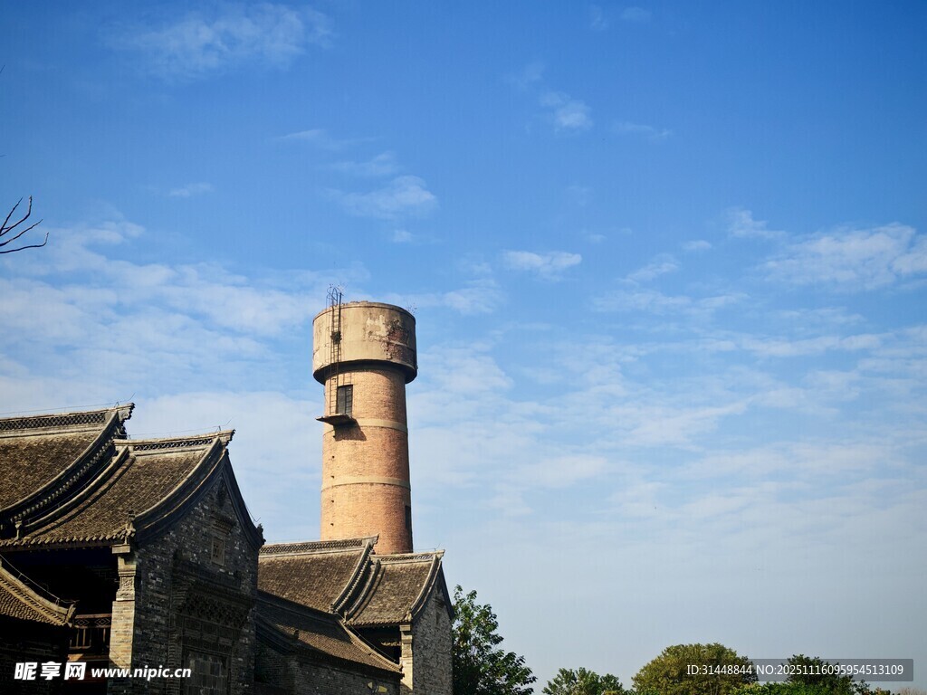 中式古塔与传统建筑景观