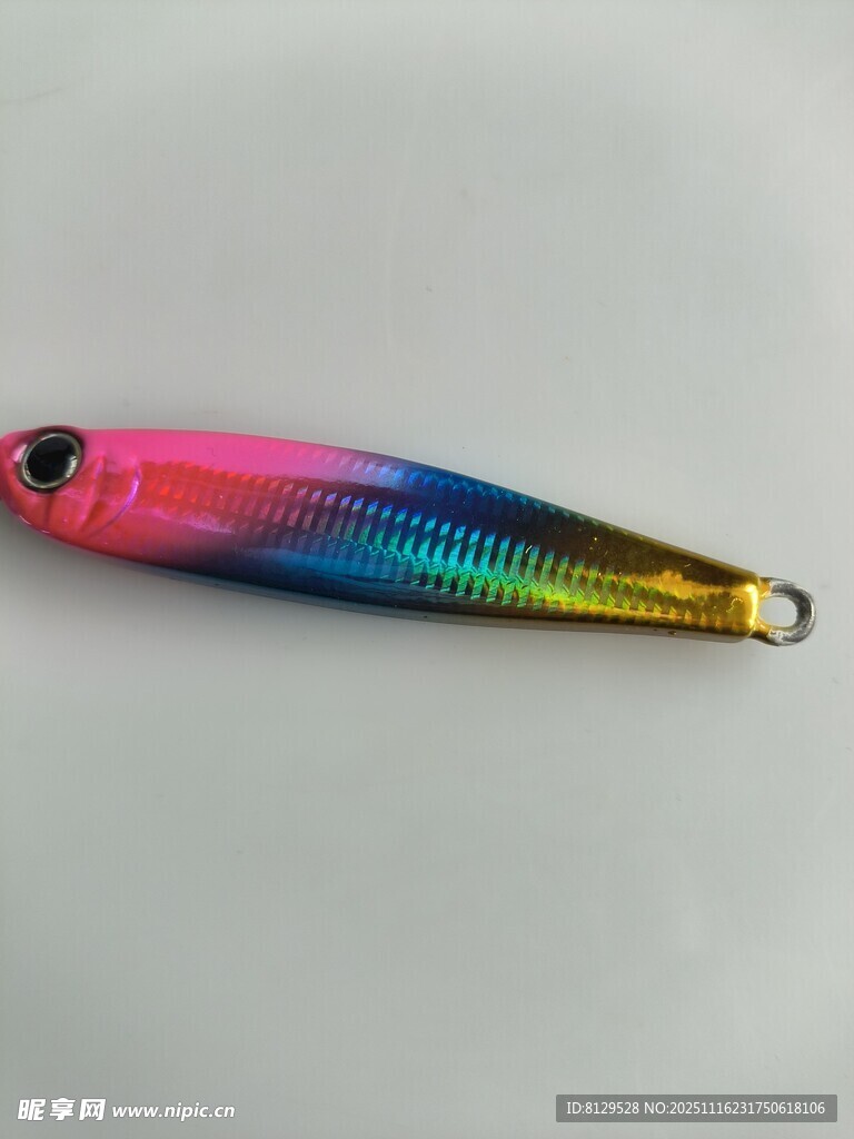 彩色炫丽路亚假饵