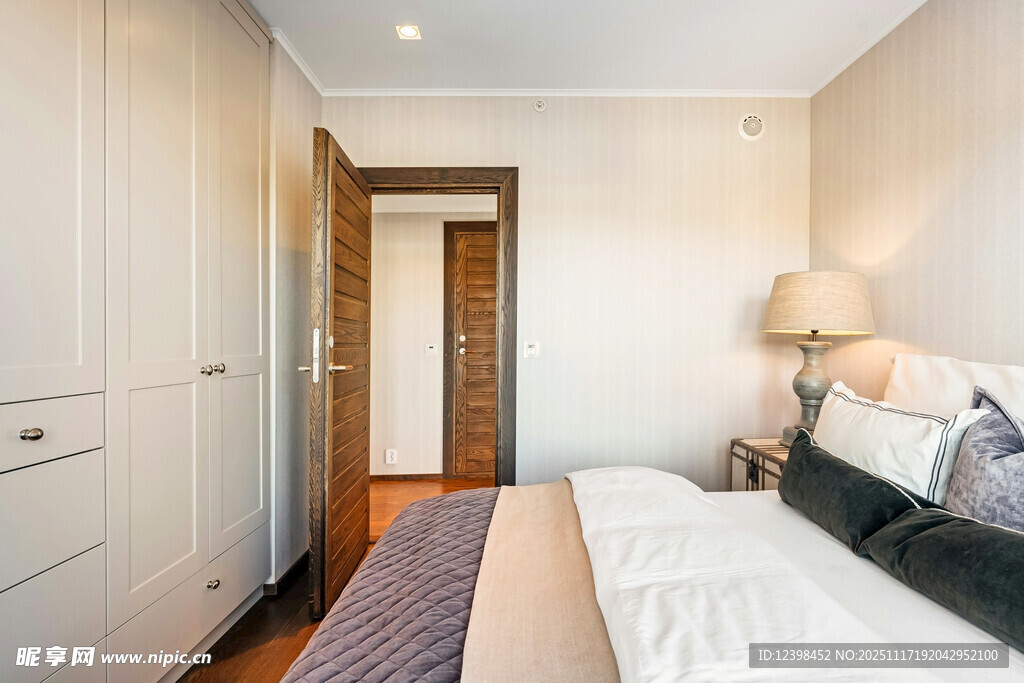 现代简约风格卧室场景