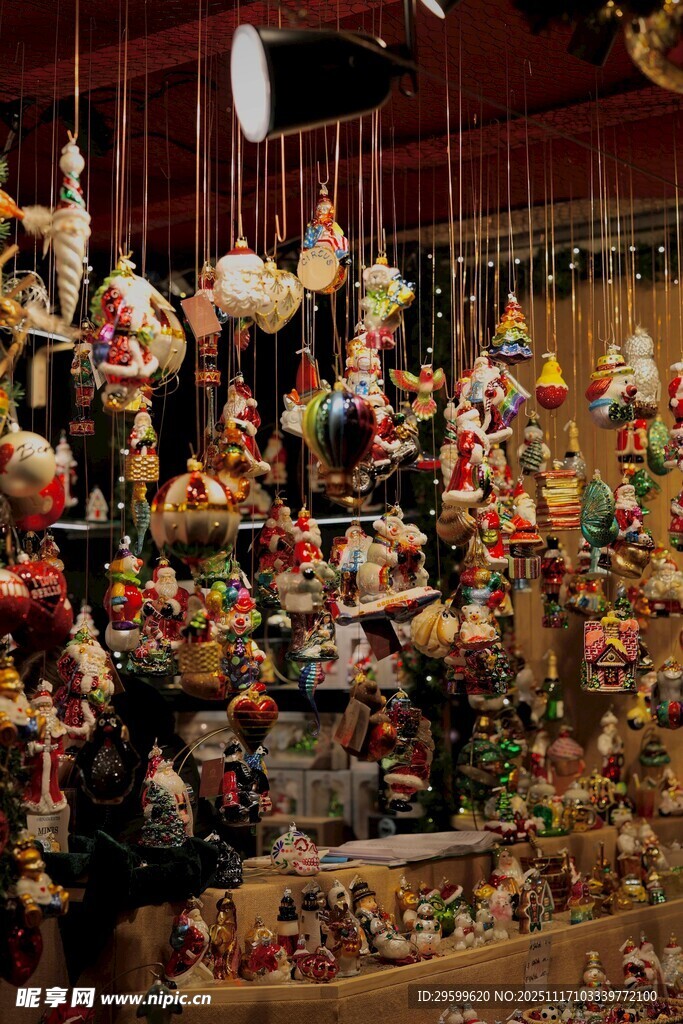 传统手工艺品展示