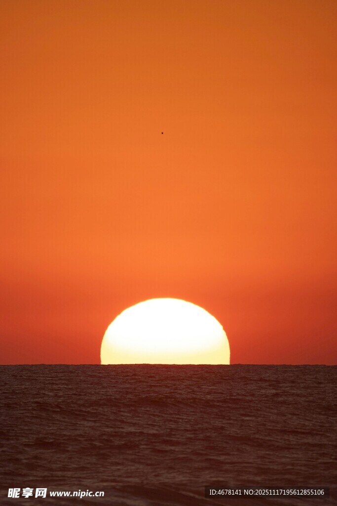 海上落日美景