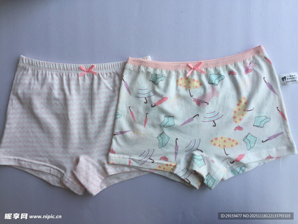 儿童可爱印花内裤展示
