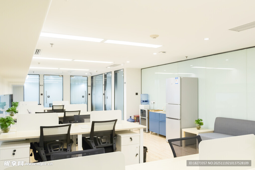 现代简约风格办公空间