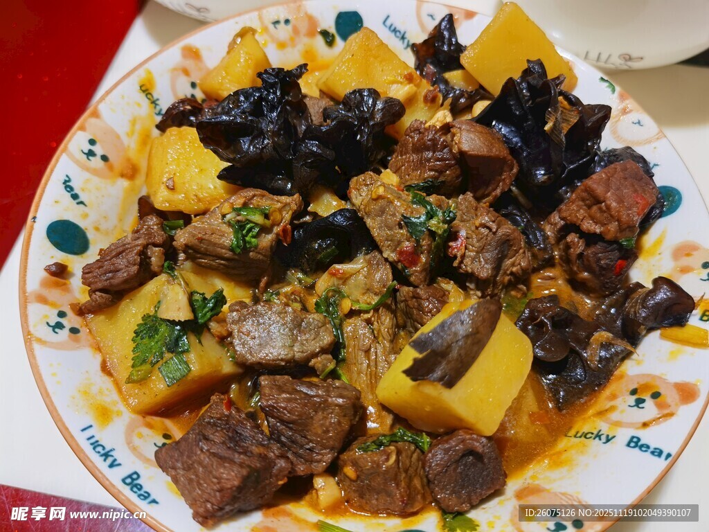 美味土豆烧肉