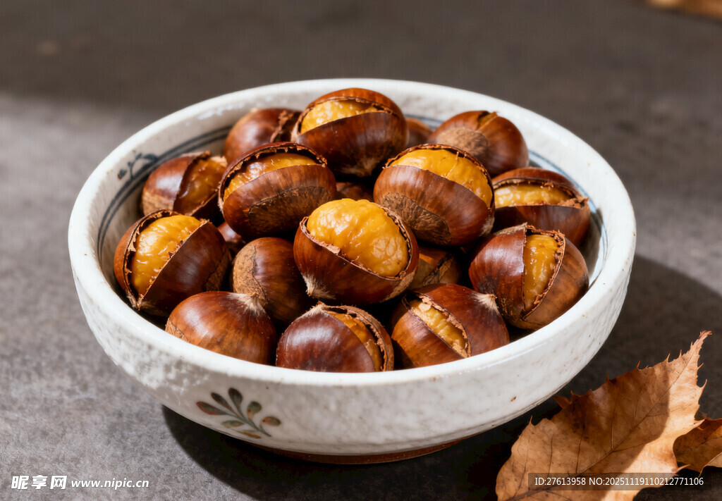 碗中的板栗