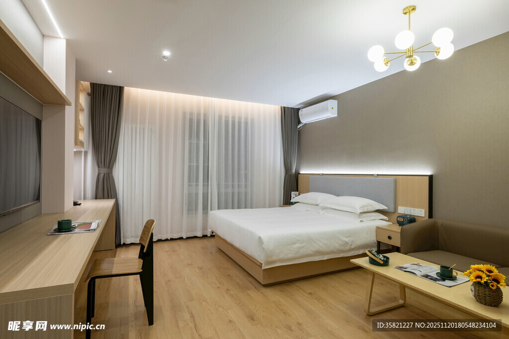 现代简约风格温馨卧室