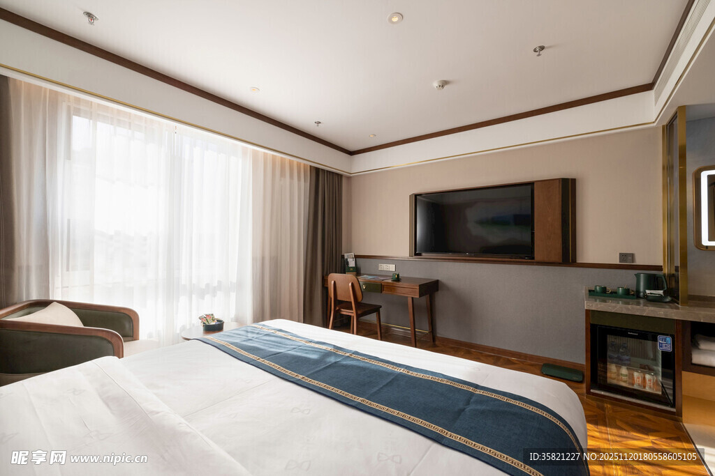 现代简约风格舒适卧室