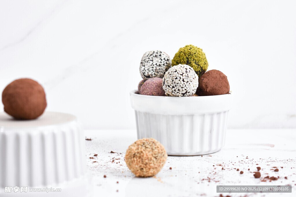 美味多彩松露巧克力展示