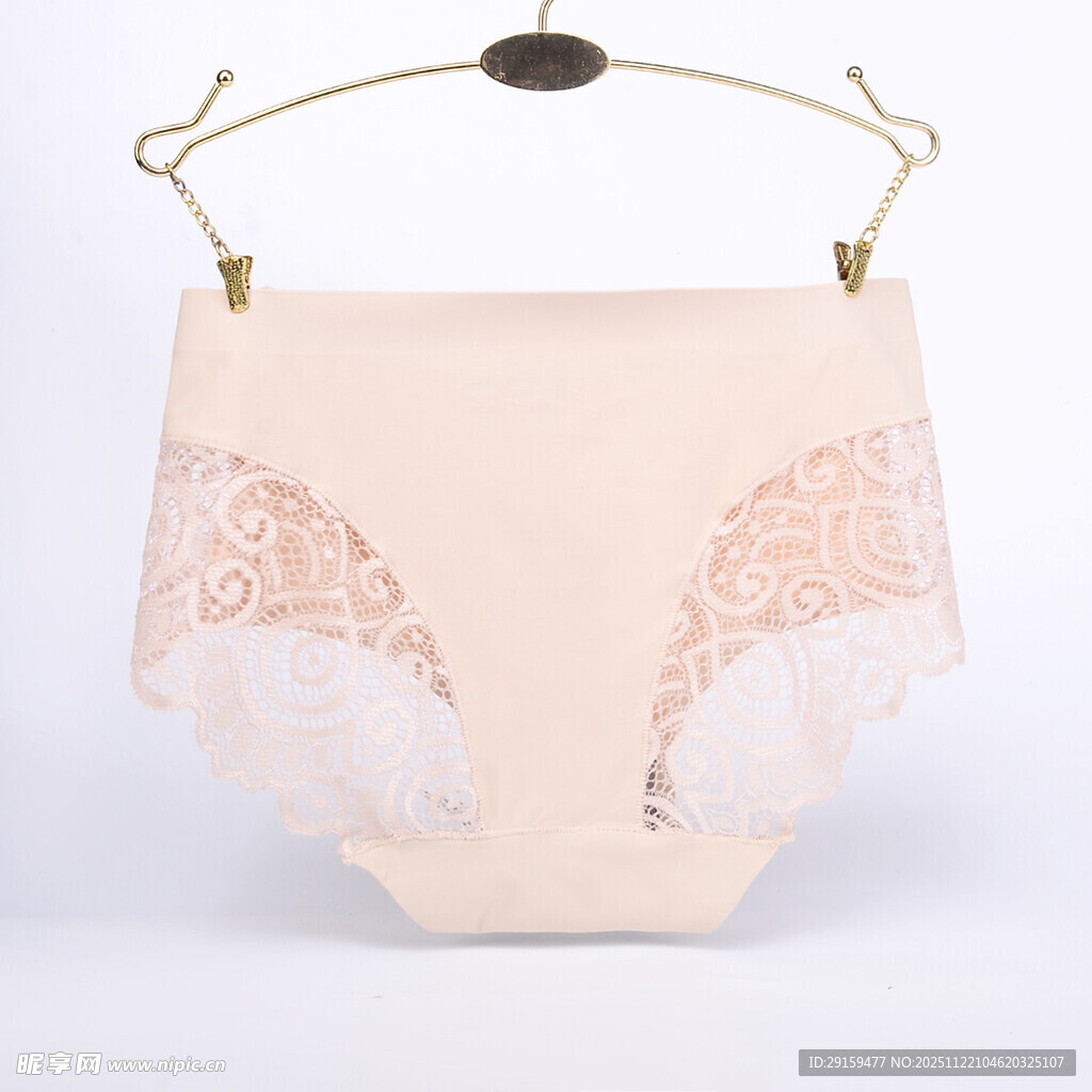 粉色蕾丝女士内裤展示