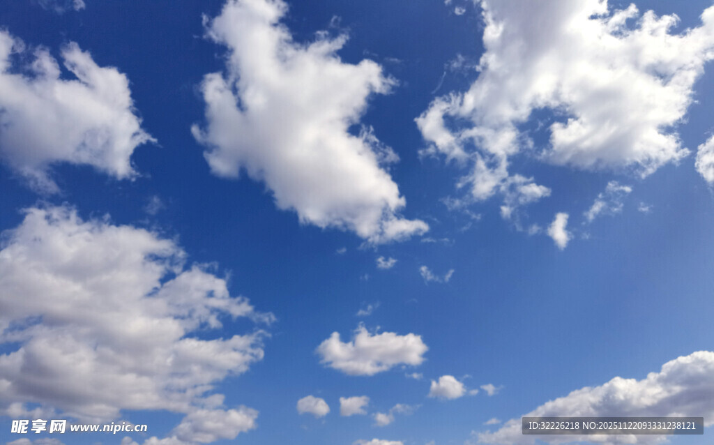 蓝天白云