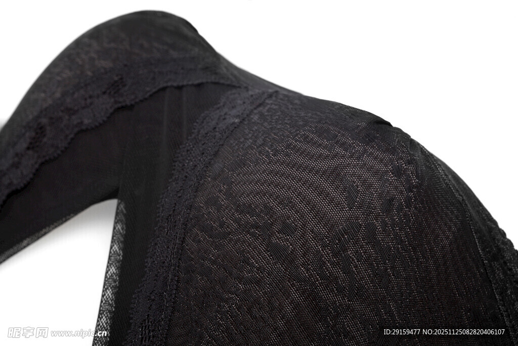 黑色蕾丝布料特写