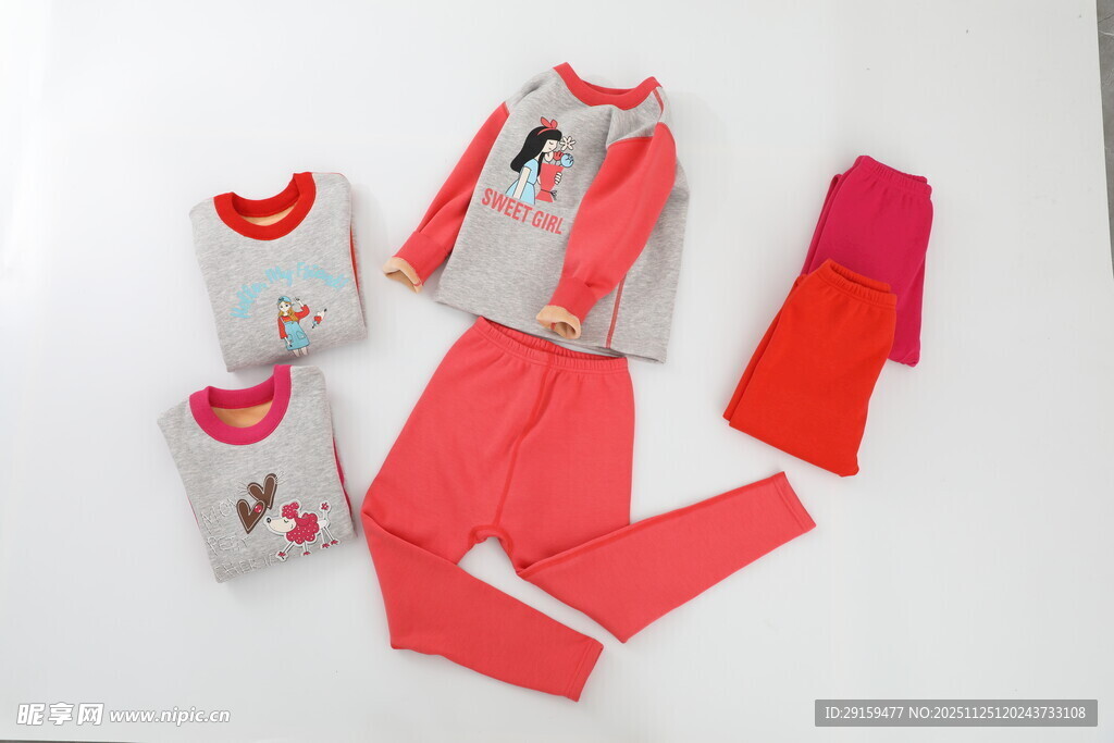 儿童卡通图案秋冬家居服套装