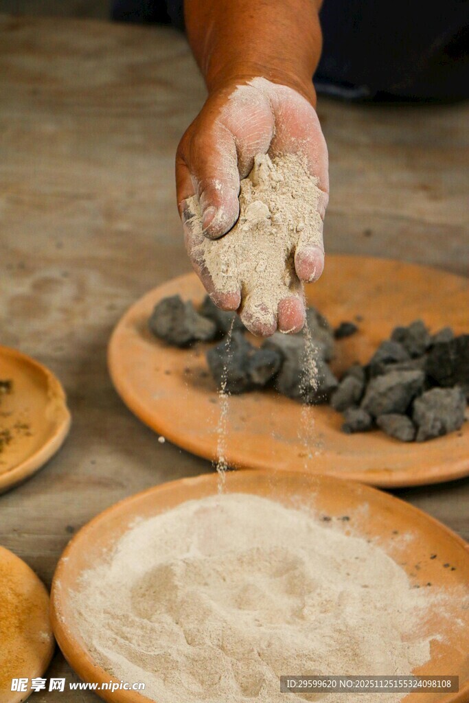 手工制作面食场景